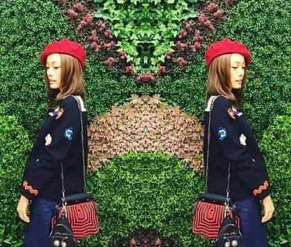 容祖儿晒新欢又晒包，萌改PRADA