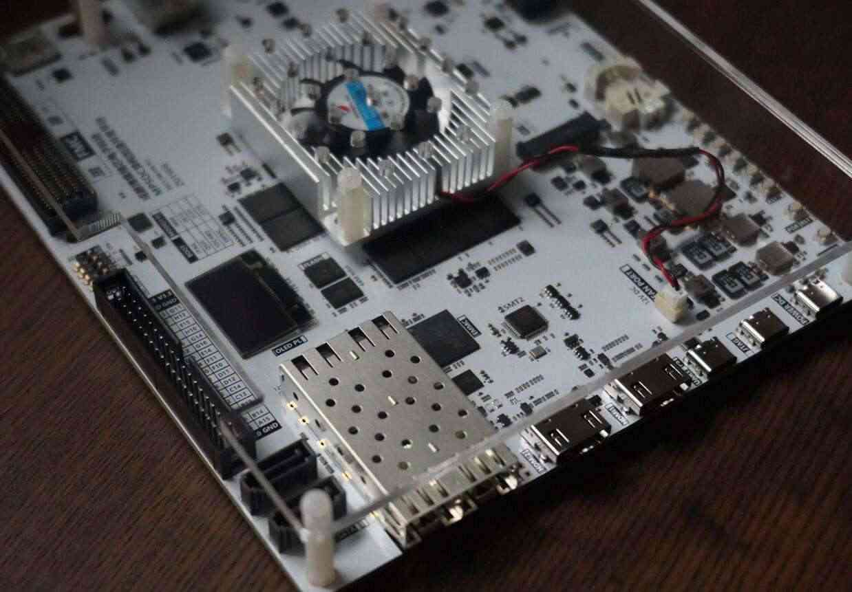 适用ZYNQ开发板 FPGA开发板 XCZU15EG开发板 MPSOC ZYNQMP 人工智