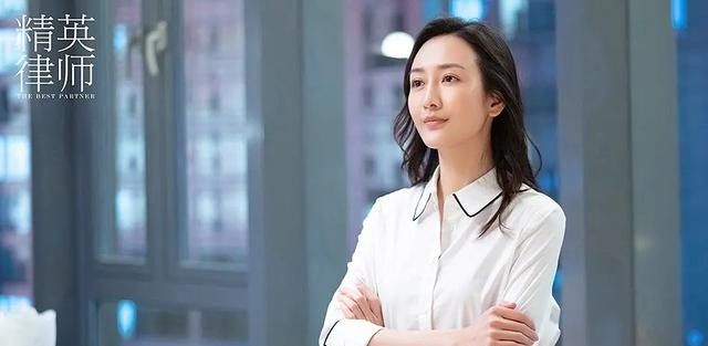 《精英律师》中，罗宾到底和谁更适合在一起？栗娜还是戴曦？