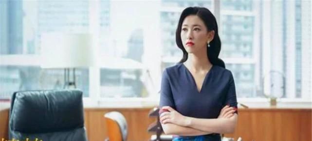 《精英律师》中，罗宾到底和谁更适合在一起？栗娜还是戴曦？