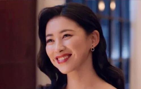 《精英律师》中为什么那么多单身？像剧中封印，何赛，顾婕，都是单身？