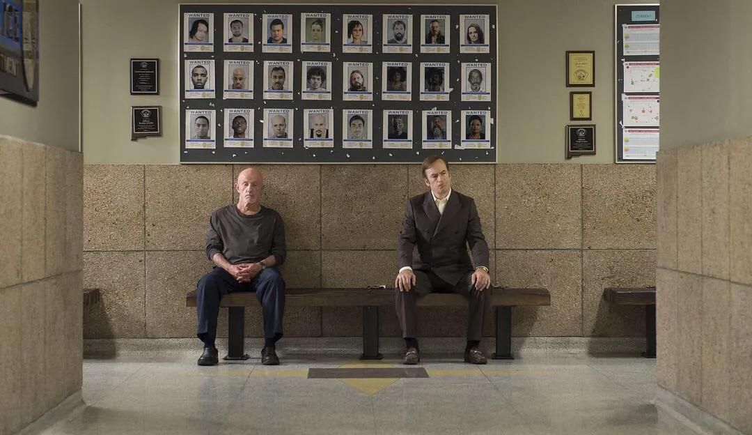 美剧《风骚律师》每一季都是独立的吗？必须要从第一季看吗？