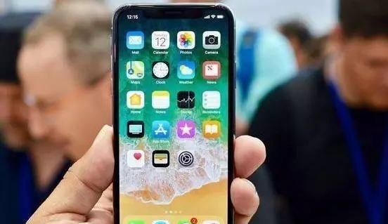 iPhone怎么在一边打电话一边录音？ - 鹿快